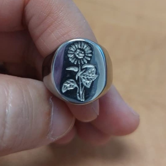 Sunflower ring - Picture 5 of 8